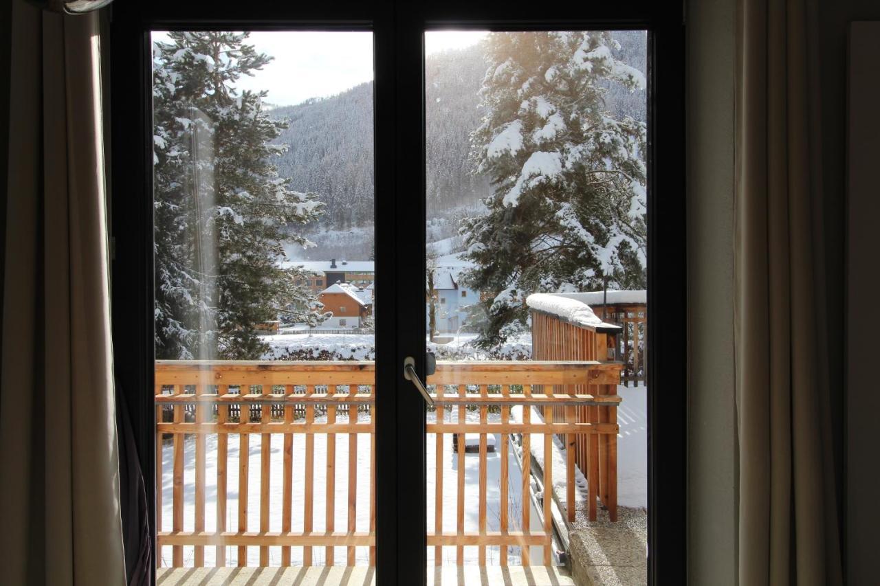 Rmg Roses Apartments Bad Kleinkirchheim Bagian luar foto